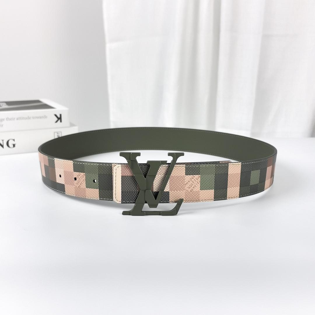 Louis Vuitton LV Mega Pixel 40mm Reversible Belt - PerfectKickZ