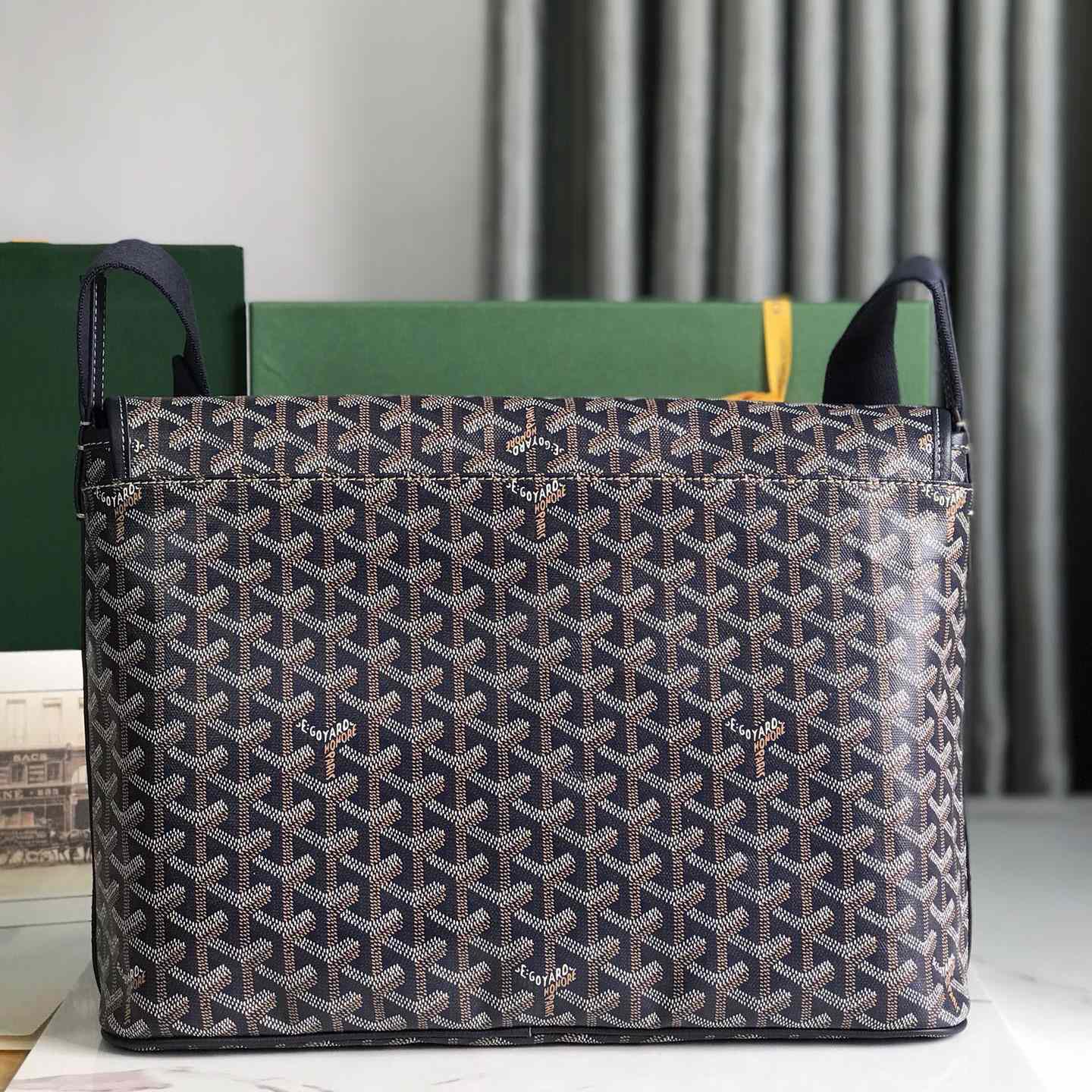 Goyard Capetien MM Messenger Bag   - 