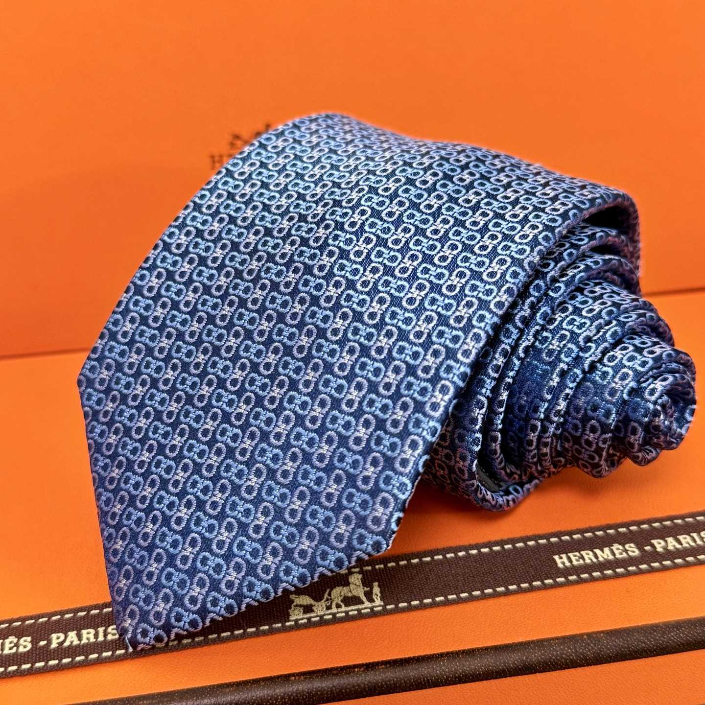 Hermes Maillons Vagues Tie - 