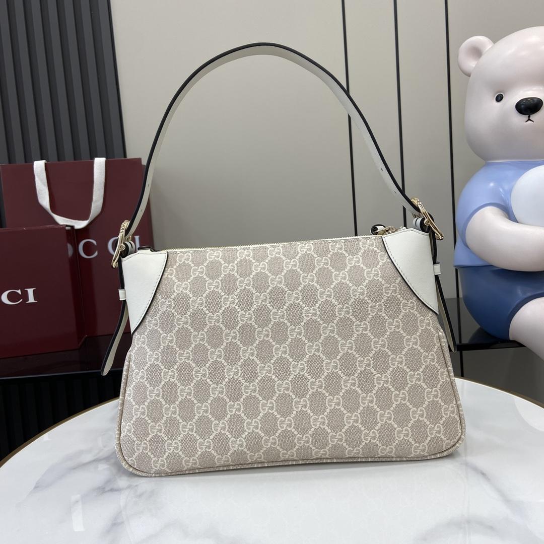 Gucci GG Emblem Medium Shoulder Bag - PerfectKickZ