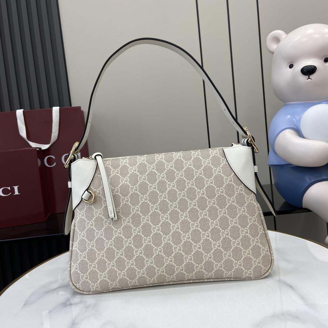 Gucci GG Emblem Medium Shoulder Bag - PerfectKickZ