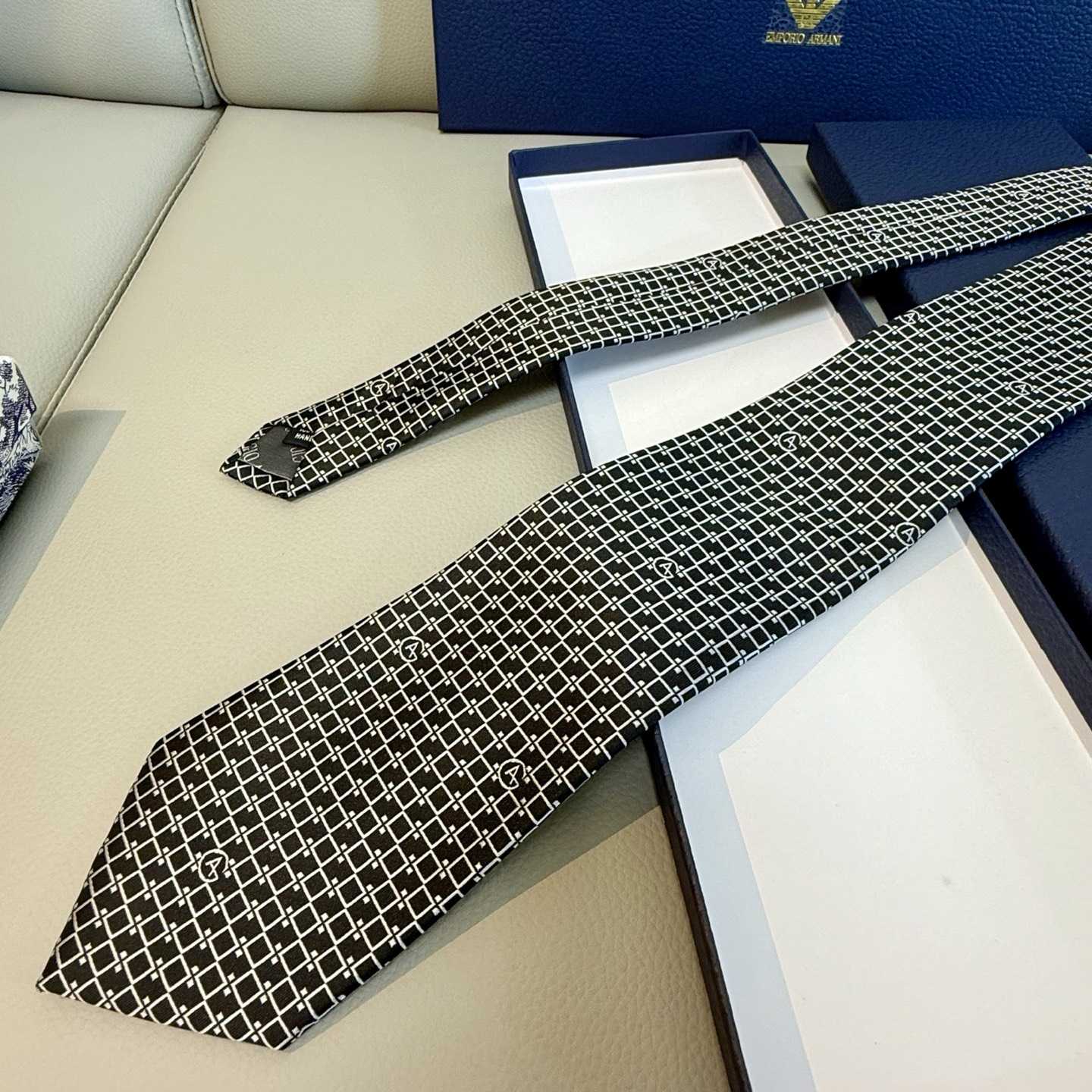 Hermes Maillons Vagues Tie - PerfectKickZ