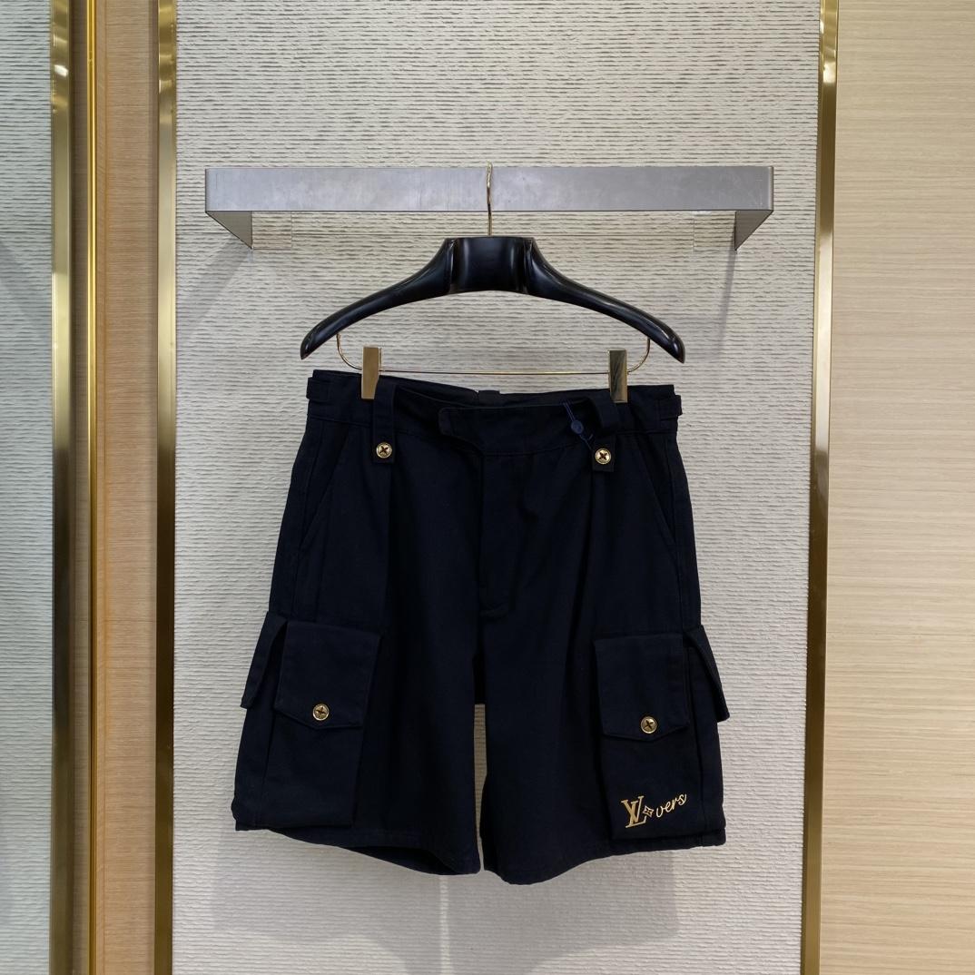 Louis Vuitton Cotton Utility Cargo Shorts   1AFJ54 - PerfectKickZ