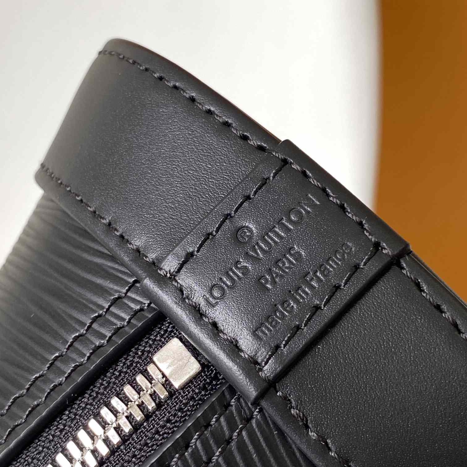 Louis Vuitton Alma BB   M59217 - PerfectKickZ