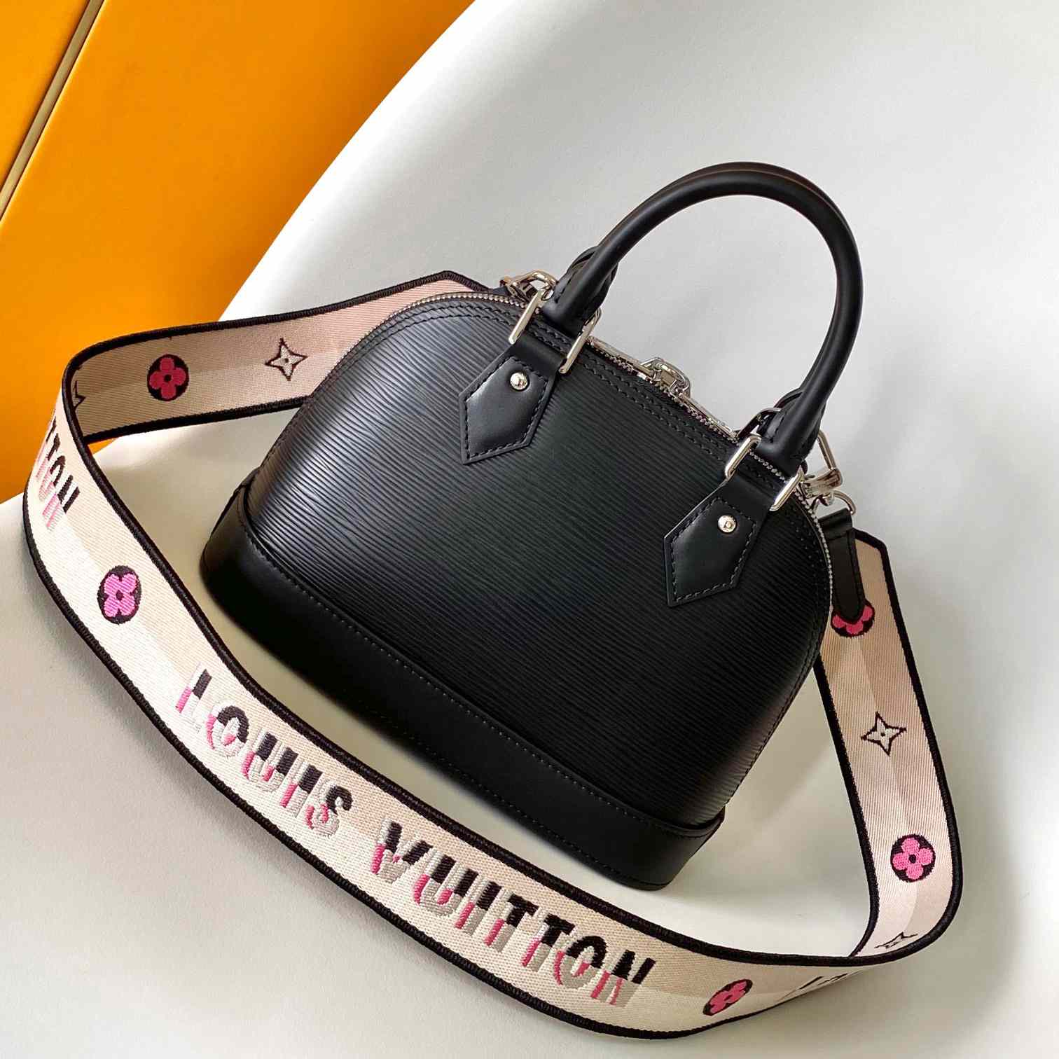 Louis Vuitton Alma BB   M59217 - PerfectKickZ