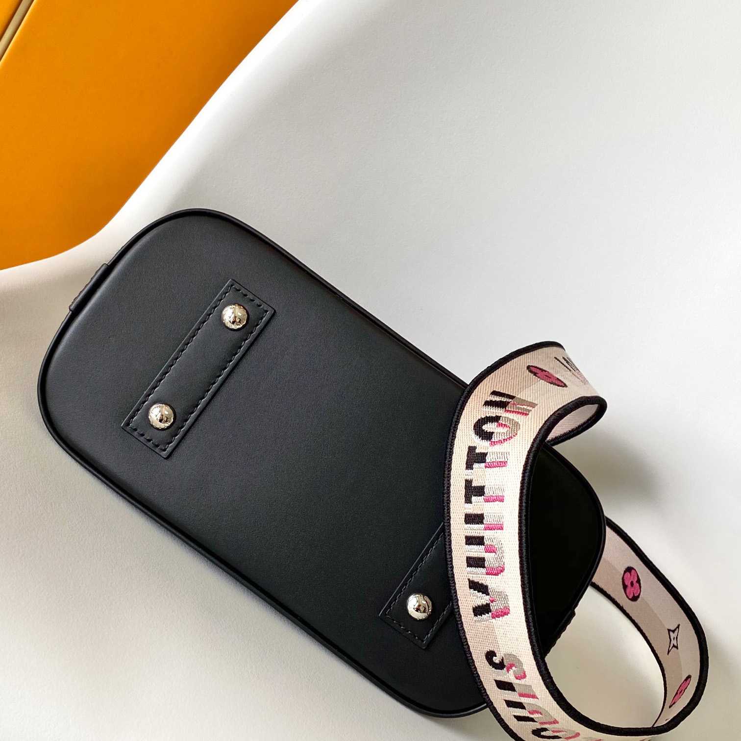 Louis Vuitton Alma BB   M59217 - PerfectKickZ