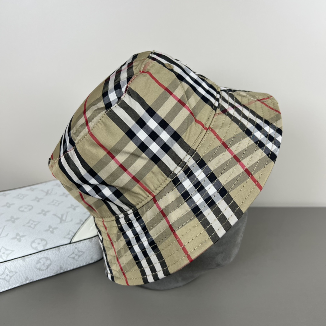 Burberry Check Bucket Hat - 