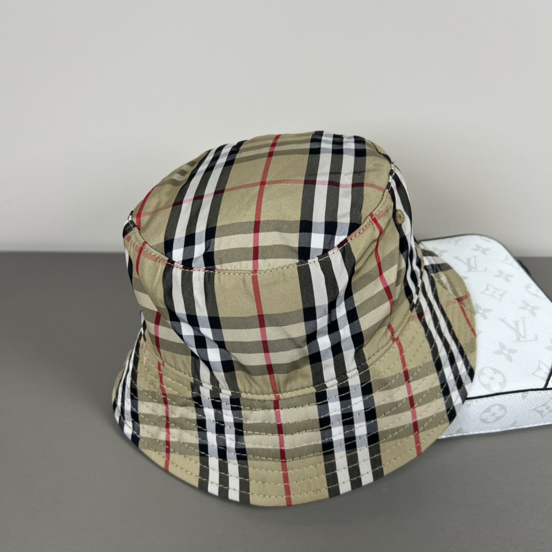 Burberry Check Bucket Hat - 
