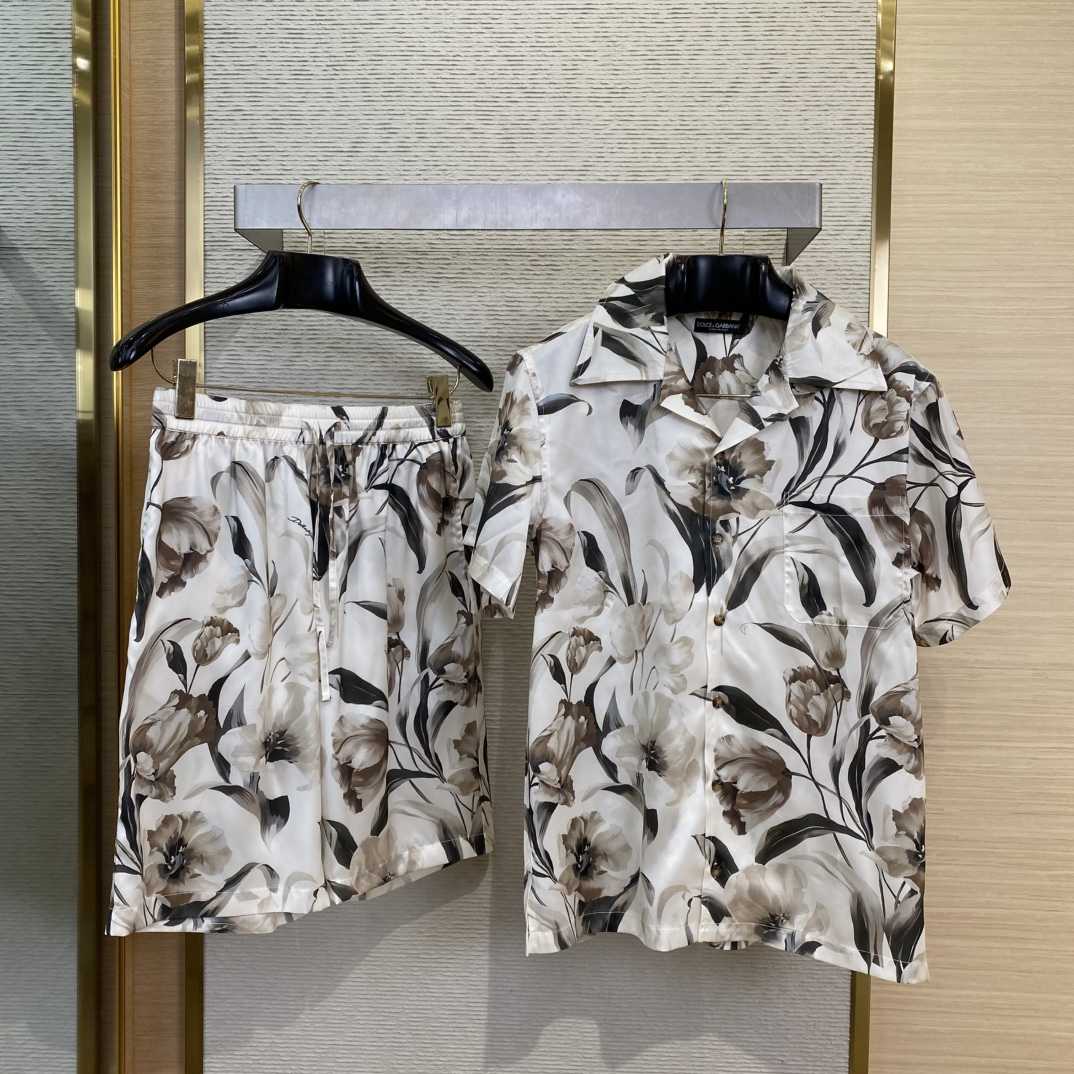 Dolce & Gabbana Tulip-print Silk Shirt And Shorts - PerfectKickZ