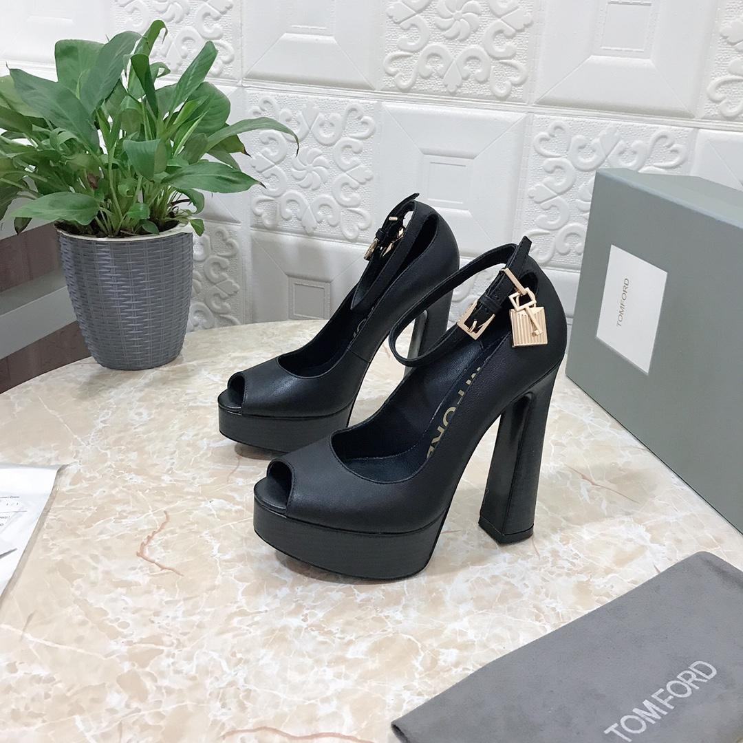 Tom Ford Padlock Peep Toe Platform Pump - PerfectKickZ