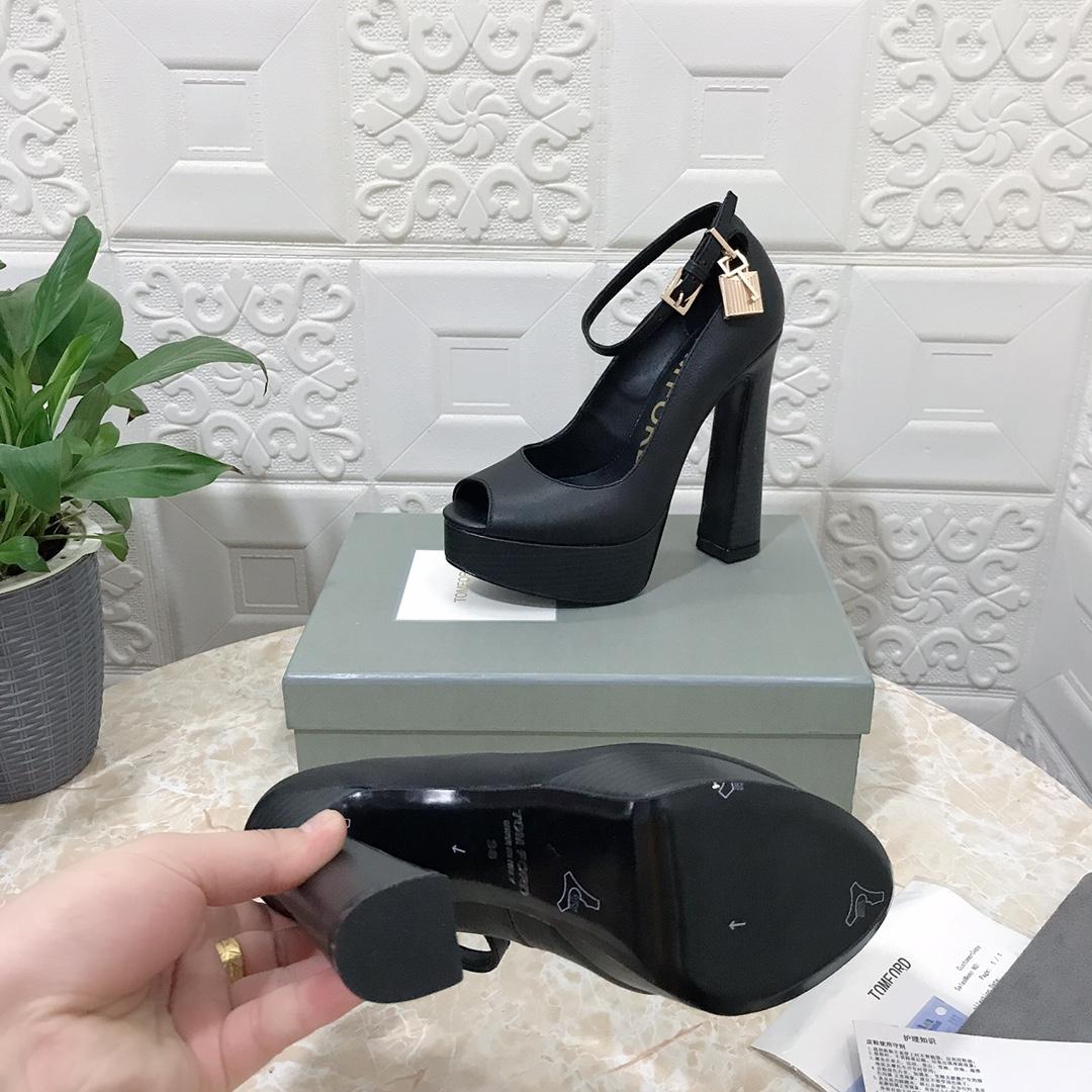 Tom Ford Padlock Peep Toe Platform Pump - PerfectKickZ