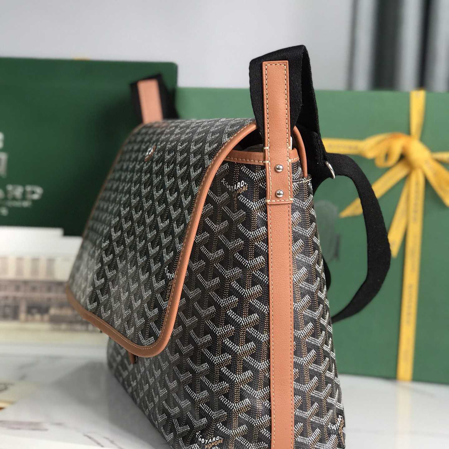 Goyard Capetien MM Messenger Bag   - PerfectKickZ