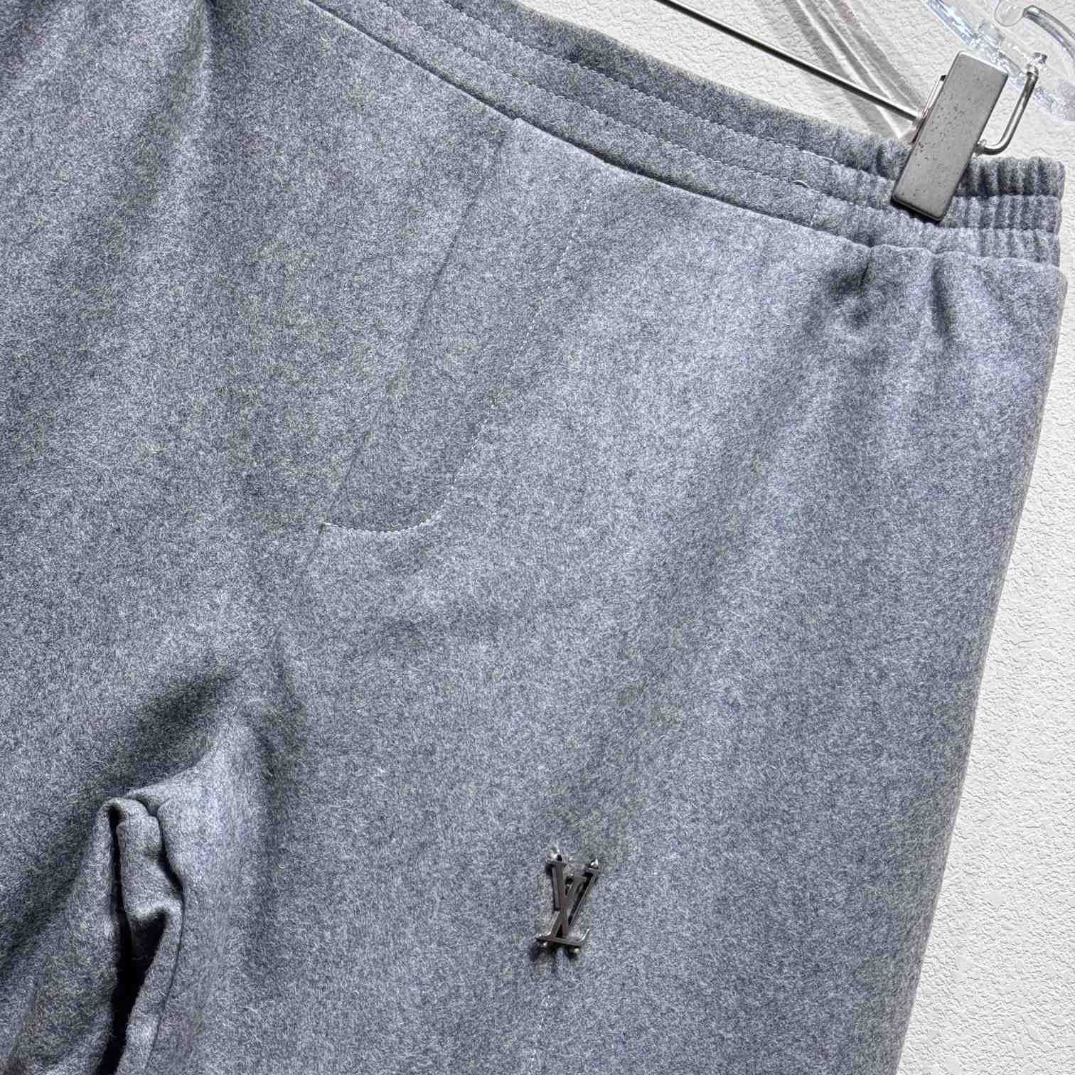 Louis Vuitton Tailored Technical Wool Track Pants   1AFXX3 - PerfectKickZ