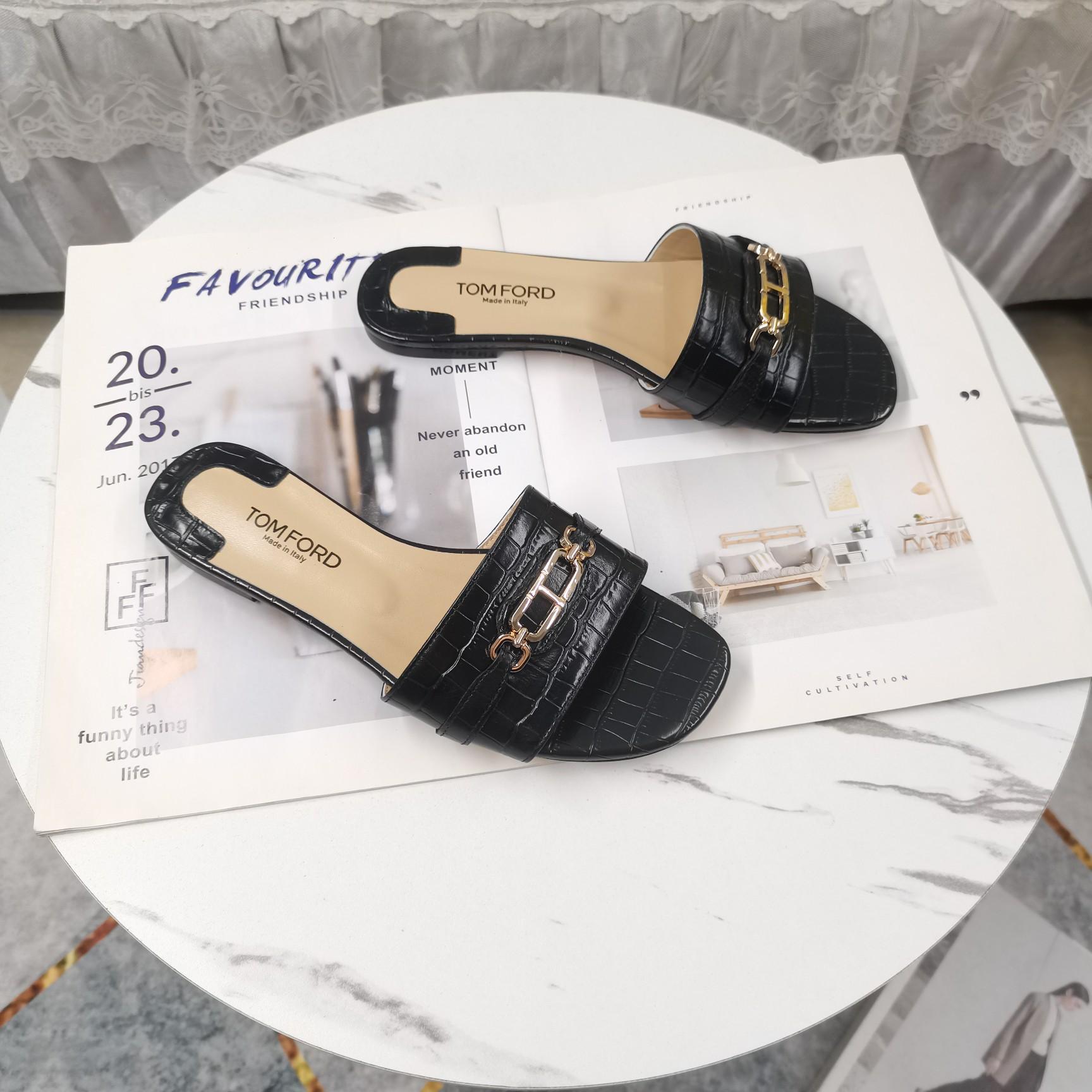 Tom Ford Whitney Slides - PerfectKickZ