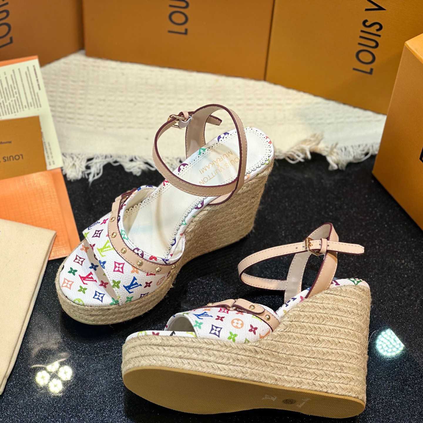 Louis Vuitton LV x TM Helios Wedge Sandal  1AGYX0 - 