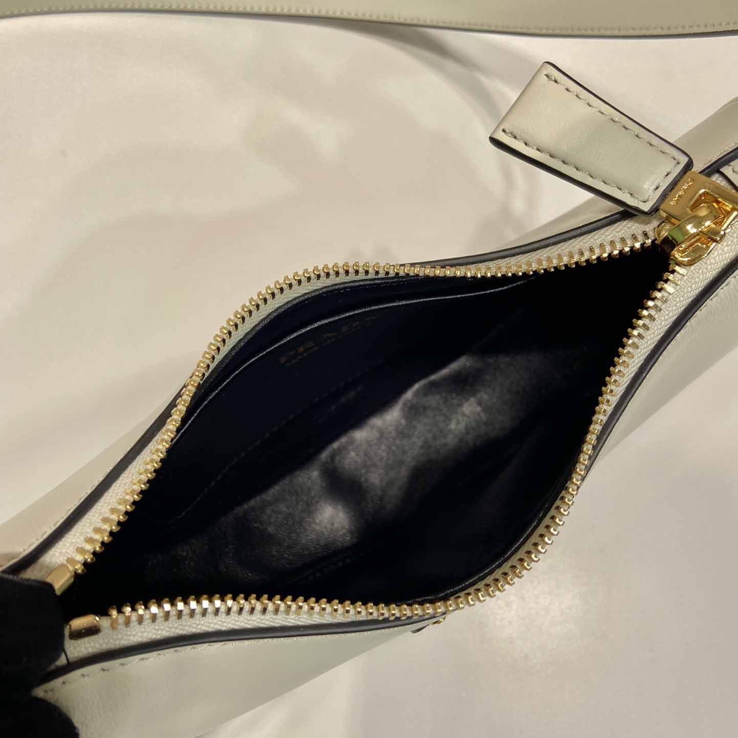 Prada Arqué Small Leather Shoulder Bag - PerfectKickZ