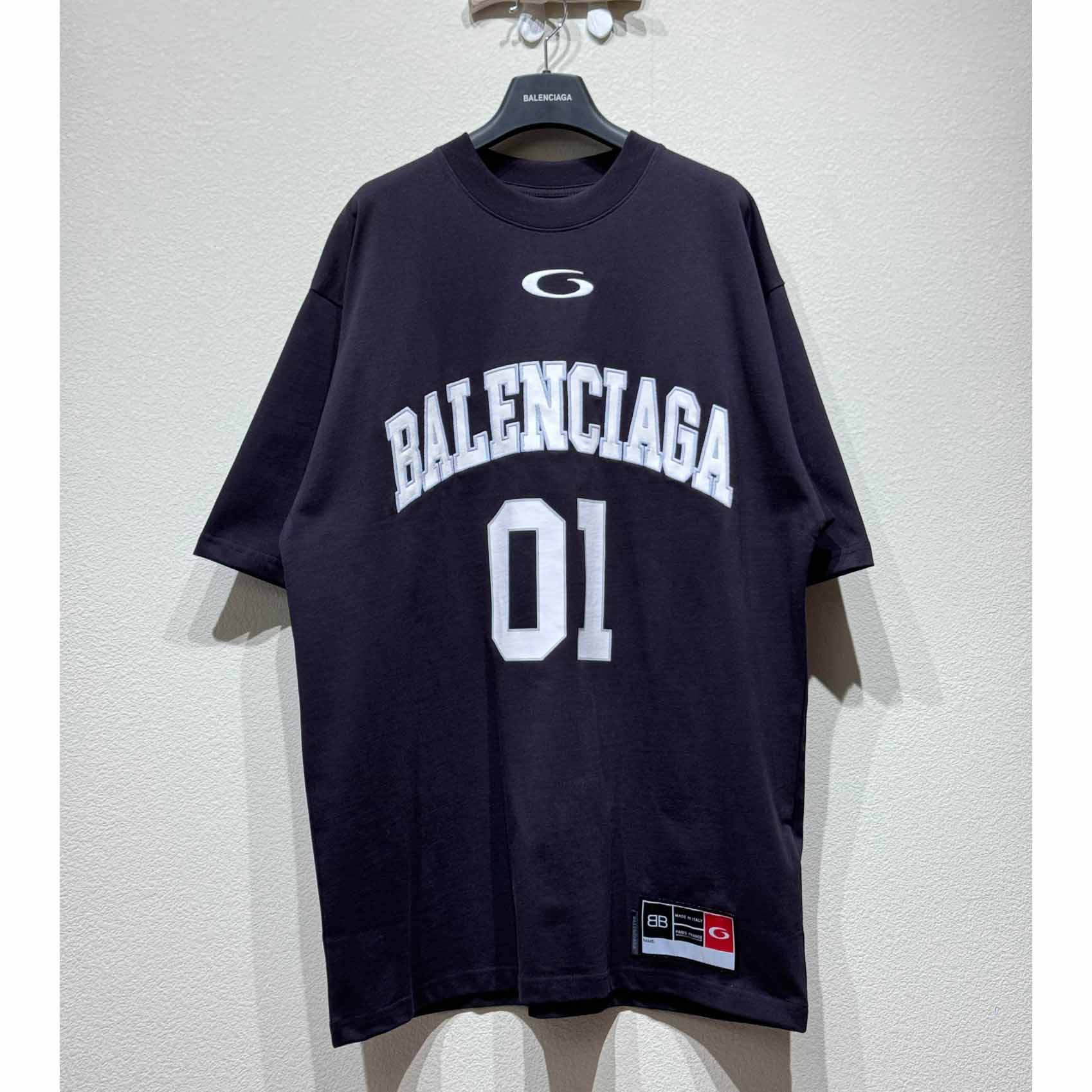 Balenciaga Basketball Series - Oversized T-Shirt In Black - PerfectKickZ
