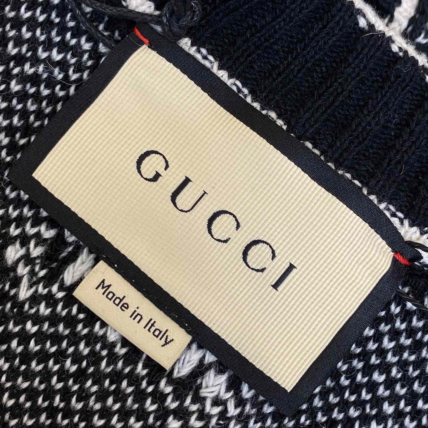 Gucci GG Wool Bouclé Jacquard Cardigan - PerfectKickZ
