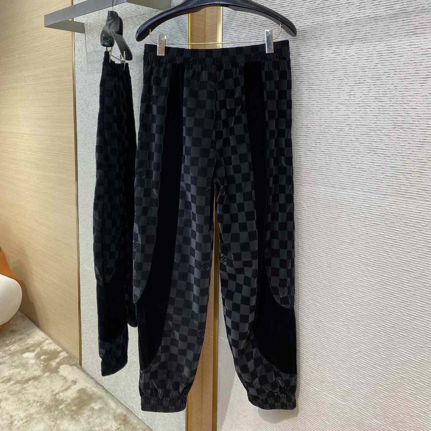 Louis Vuitton Flocked Damier Technical Track Pants   1AHCDQ - PerfectKickZ