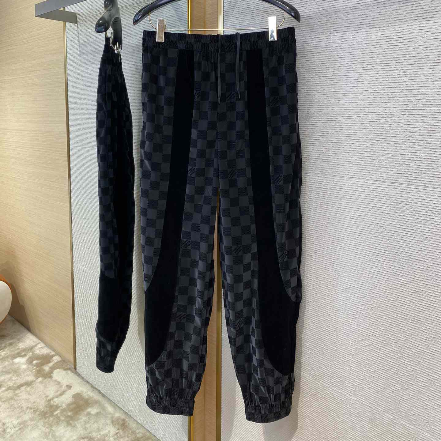 Louis Vuitton Flocked Damier Technical Track Pants   1AHCDQ - PerfectKickZ