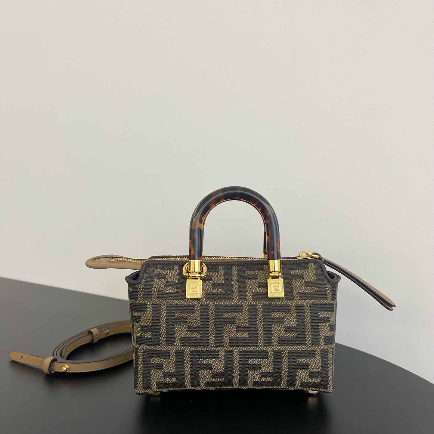 Fendi By The Way Tote Bag （17.5x18x8cm） - PerfectKickZ