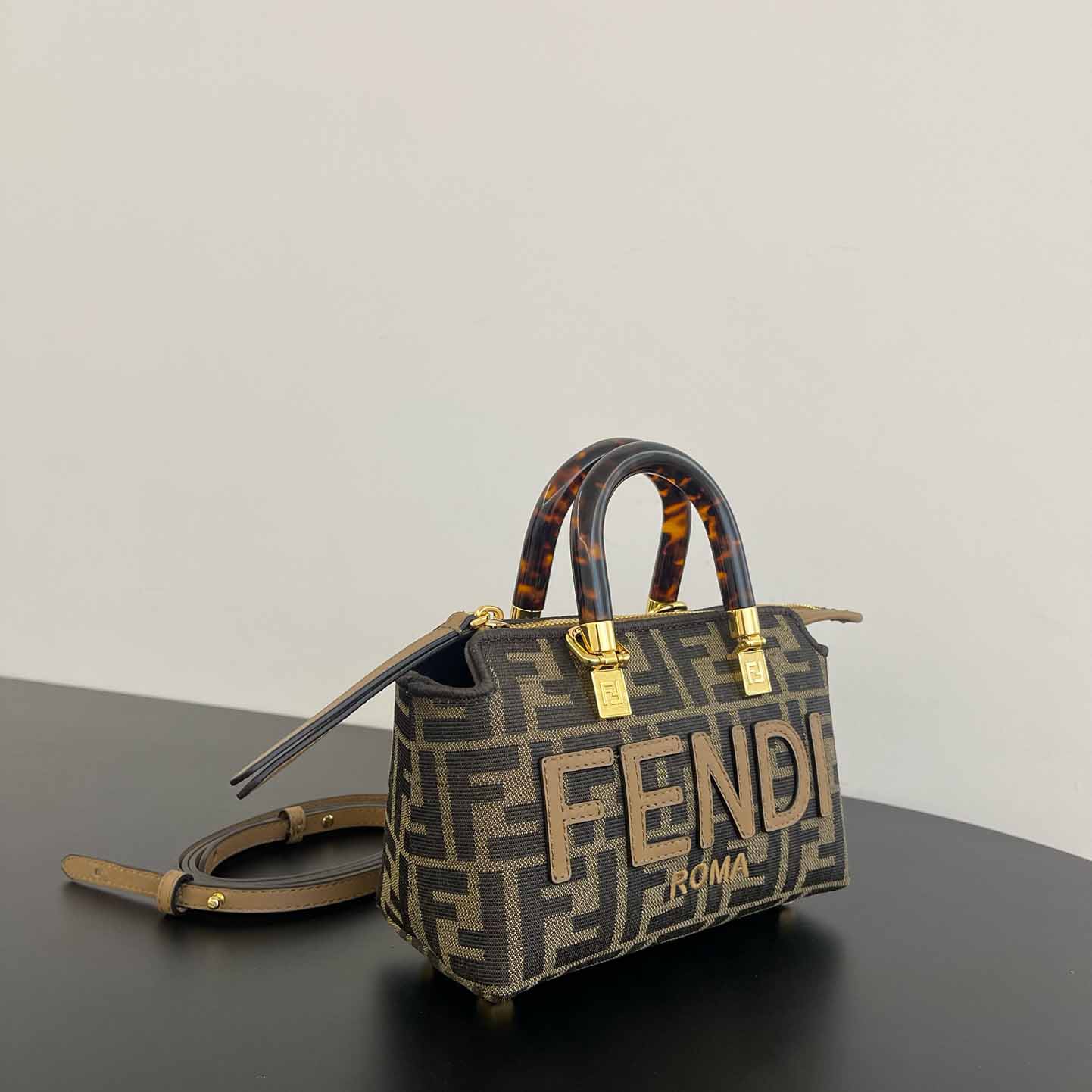 Fendi By The Way Tote Bag （17.5x18x8cm） - PerfectKickZ