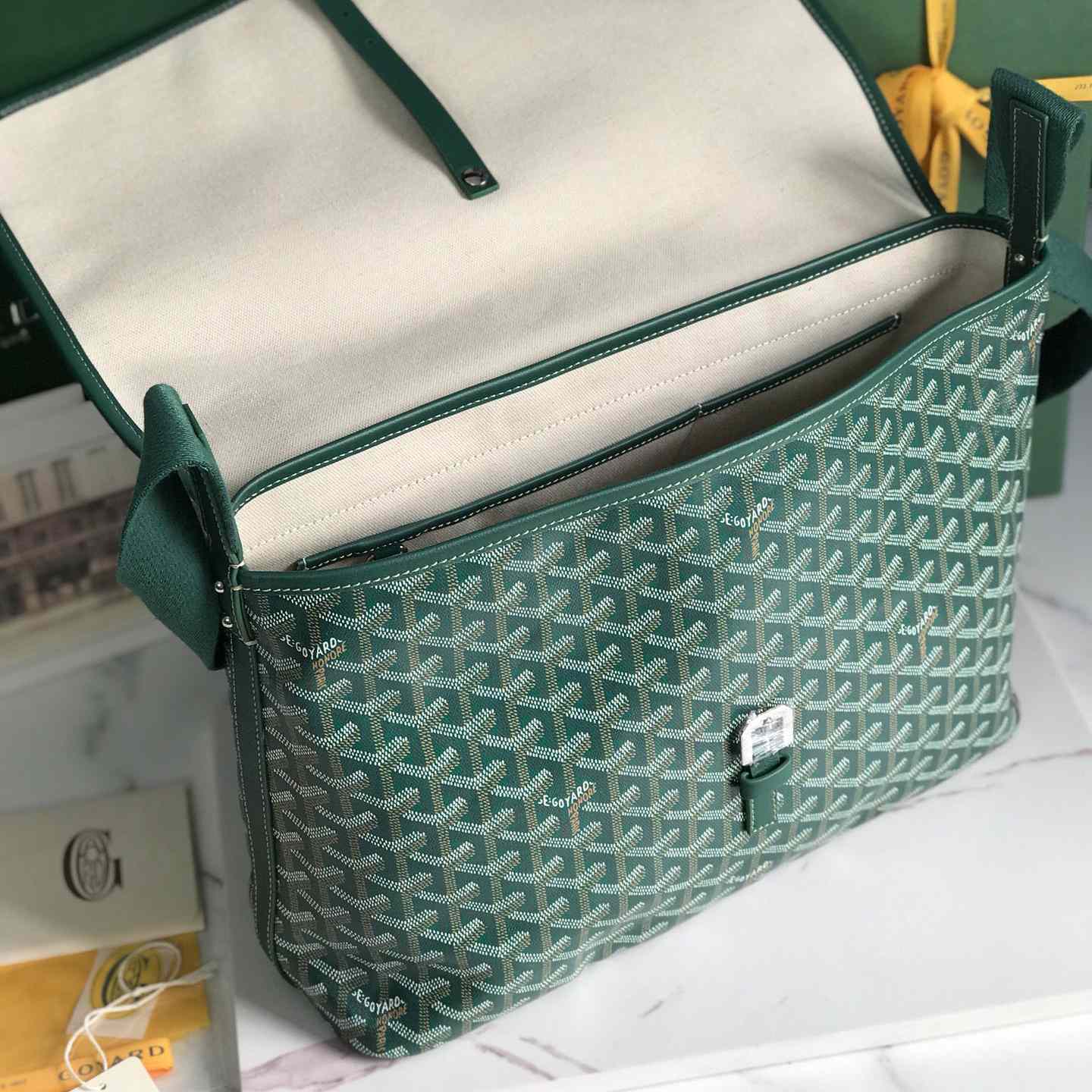 Goyard Capetien MM Messenger Bag   - PerfectKickZ