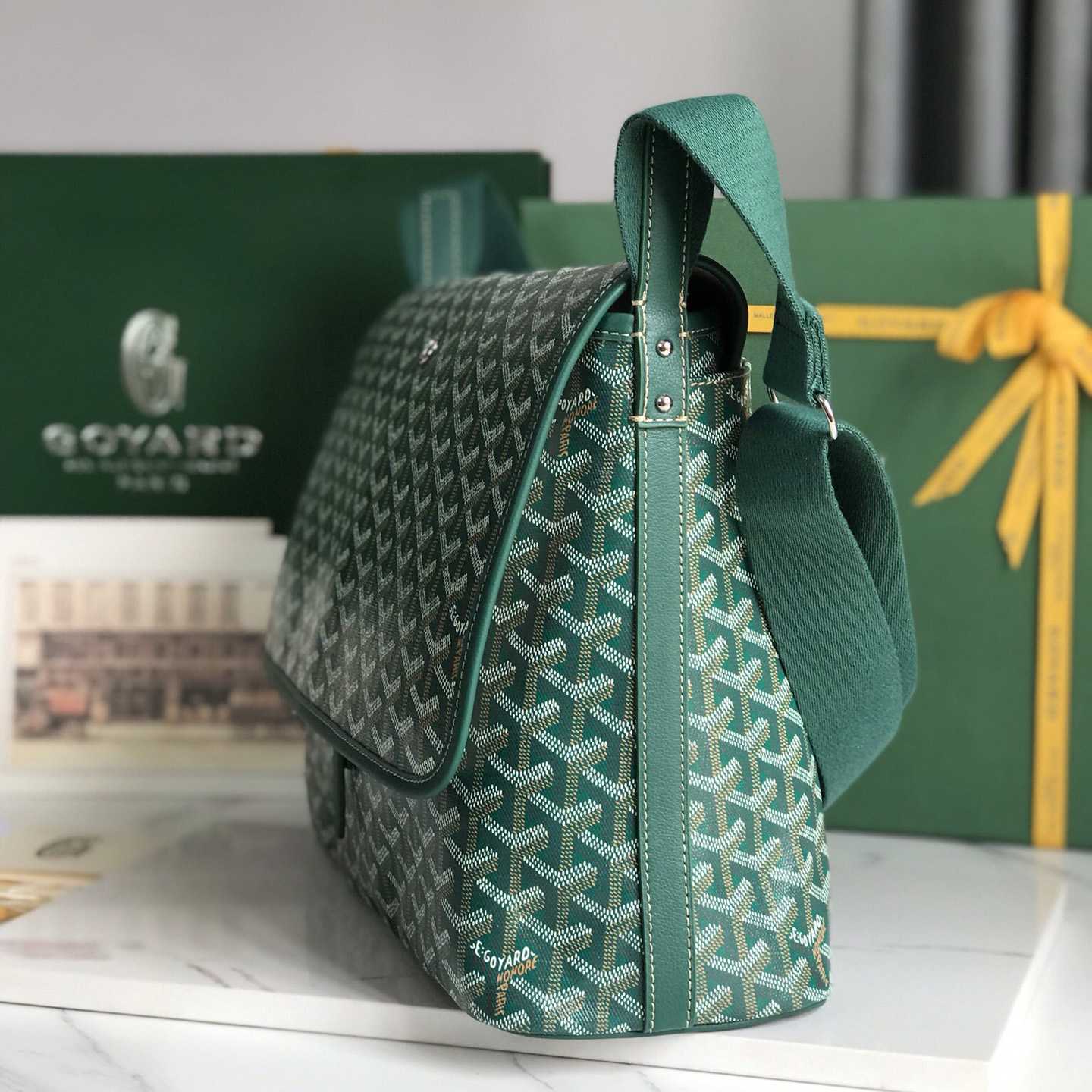 Goyard Capetien MM Messenger Bag   - PerfectKickZ