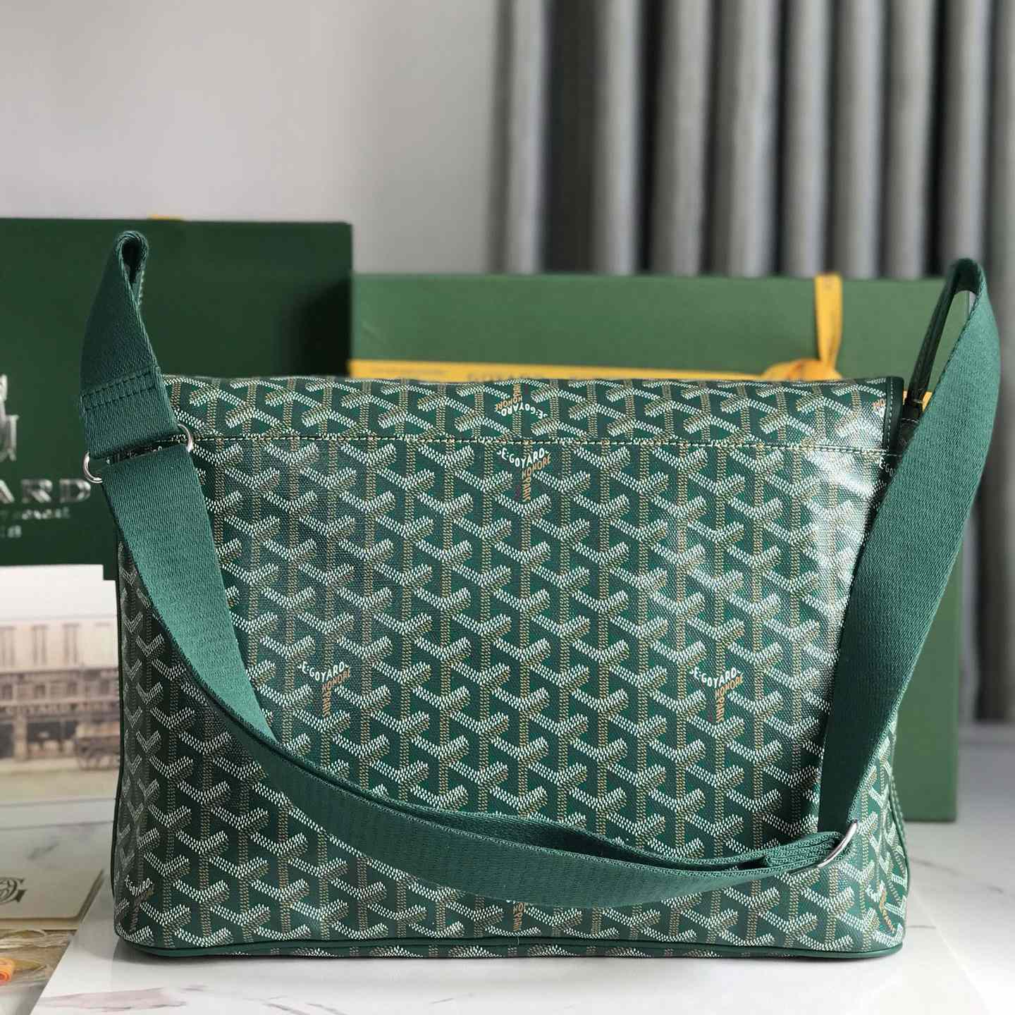 Goyard Capetien MM Messenger Bag   - PerfectKickZ