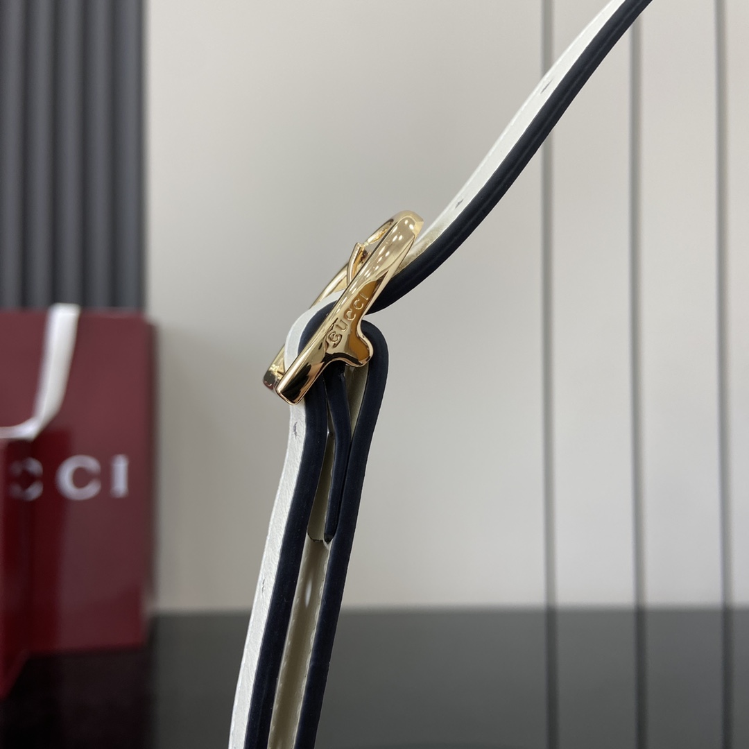 Gucci 73 Mini Bucket Bag - PerfectKickZ