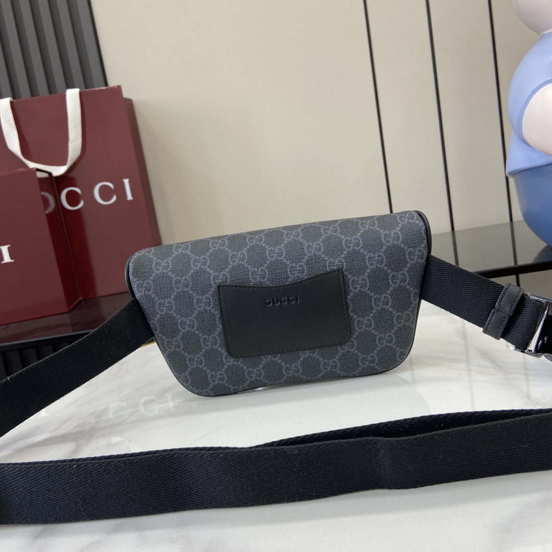 Gucci GG Emblem Small Belt Bag - PerfectKickZ