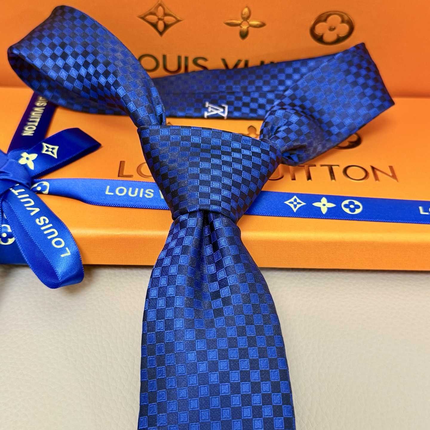 Louis Vuitton Damier Classique Tie - PerfectKickZ