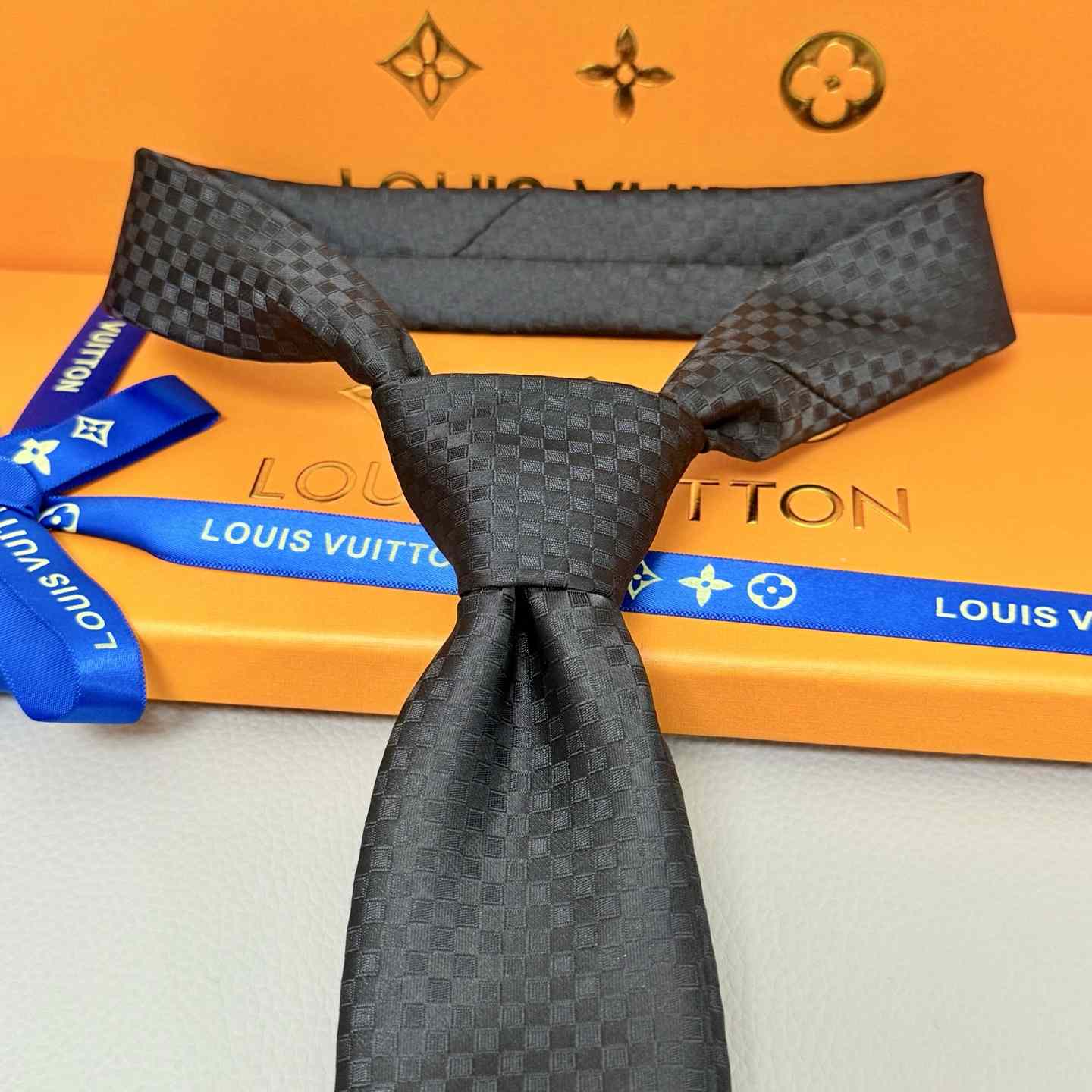 Louis Vuitton Damier Classique Tie - PerfectKickZ