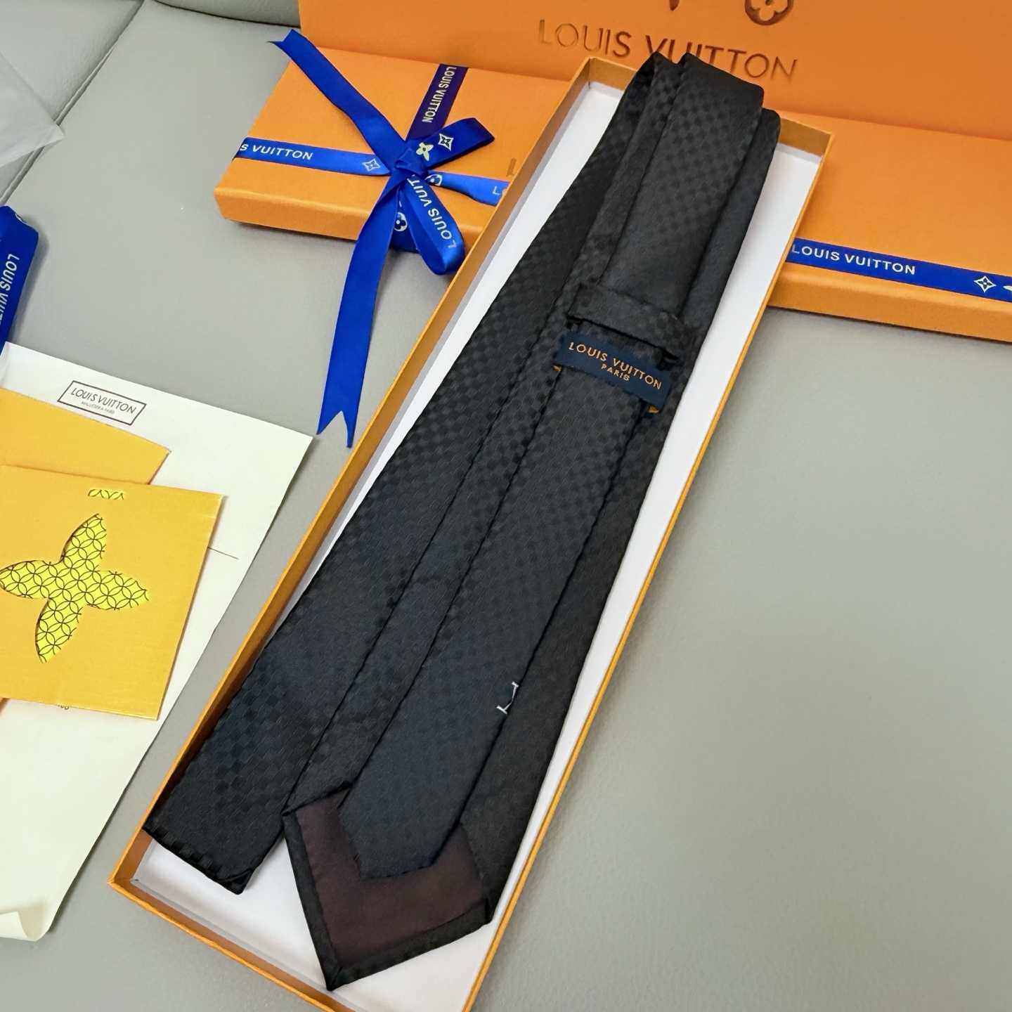 Louis Vuitton Damier Classique Tie - PerfectKickZ
