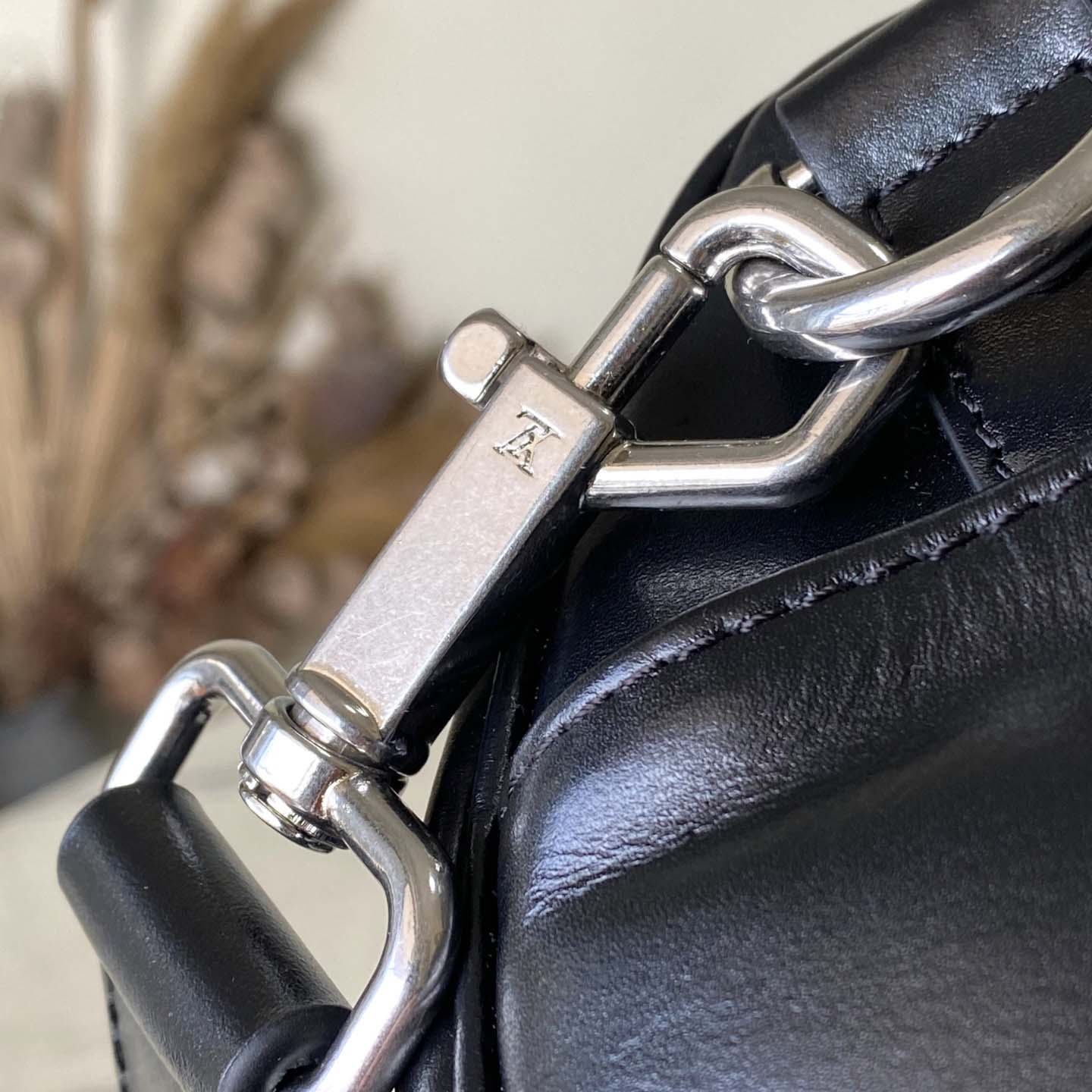 Louis Vuitton Keepall Cargo Bandoulière 25   M13988 - PerfectKickZ