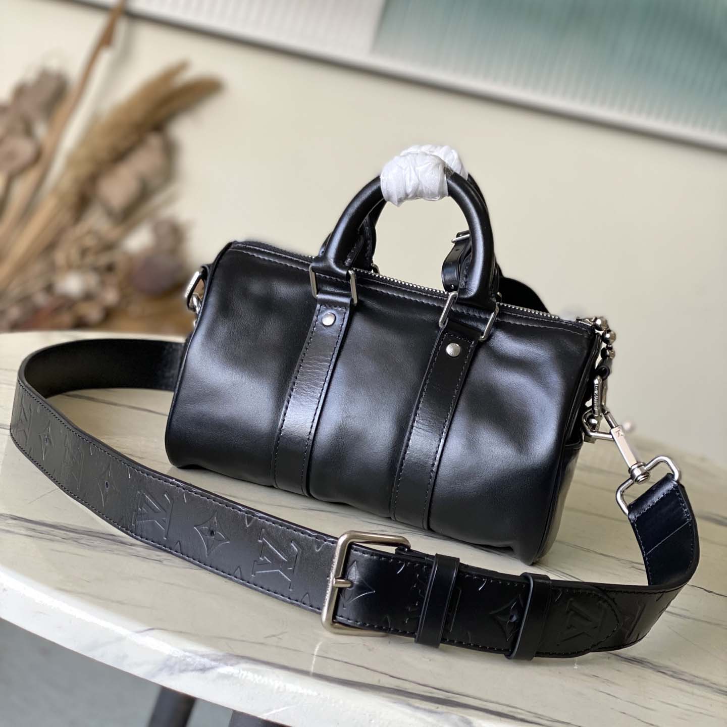 Louis Vuitton Keepall Cargo Bandoulière 25   M13988 - PerfectKickZ