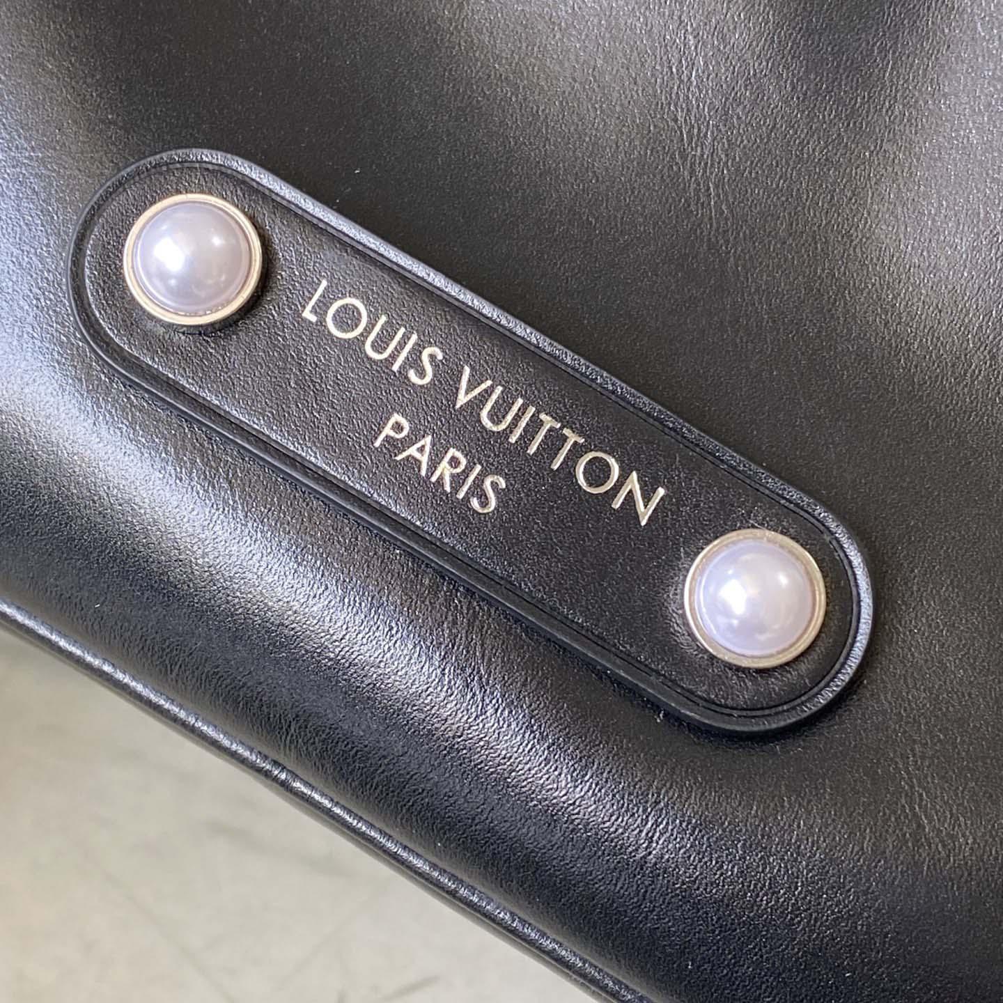 Louis Vuitton Keepall Cargo Bandoulière 25   M13988 - PerfectKickZ