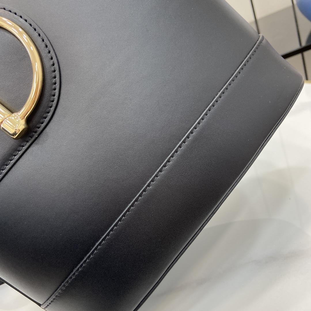 Gucci 73 Small Bucket Bag - PerfectKickZ