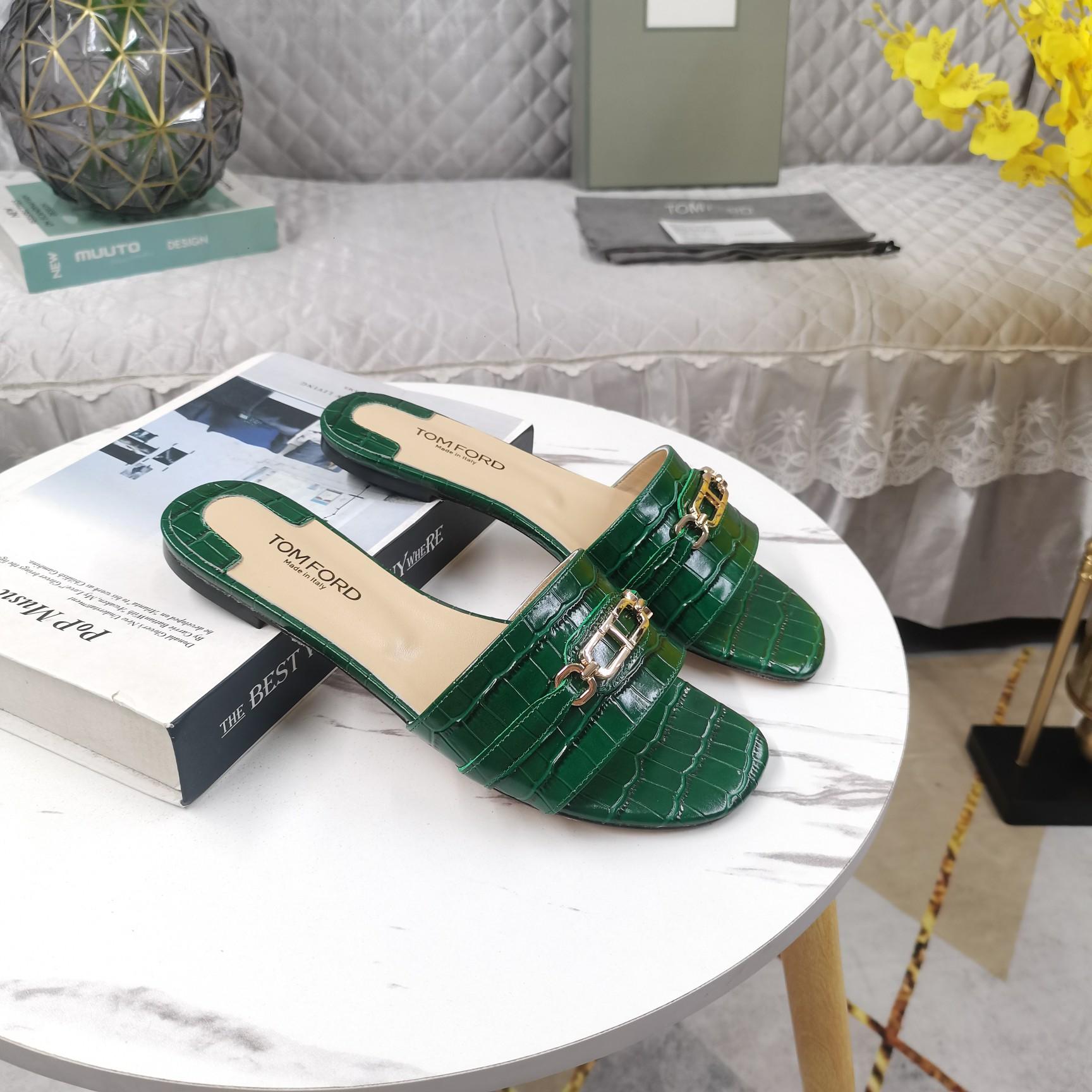 Tom Ford Whitney Slides - PerfectKickZ