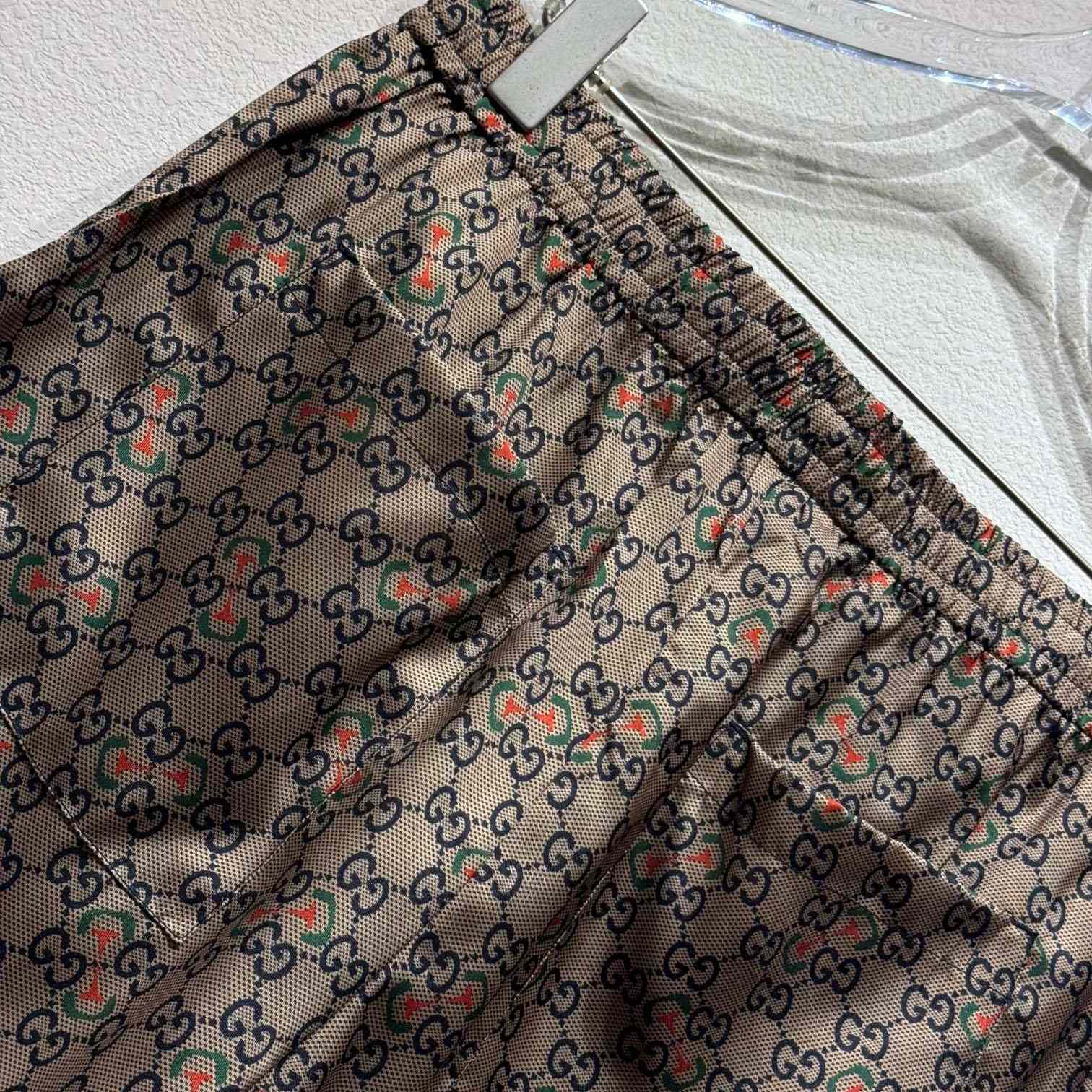Gucci Printed Poplin Tech Shorts - PerfectKickZ
