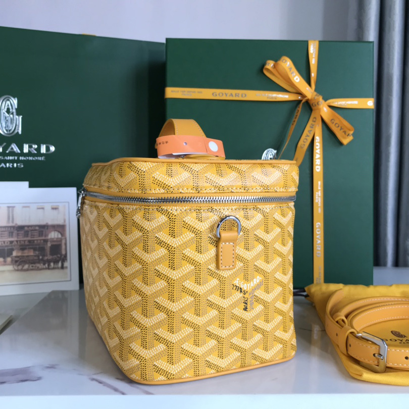 Goyard Muse Vanity Case - PerfectKickZ