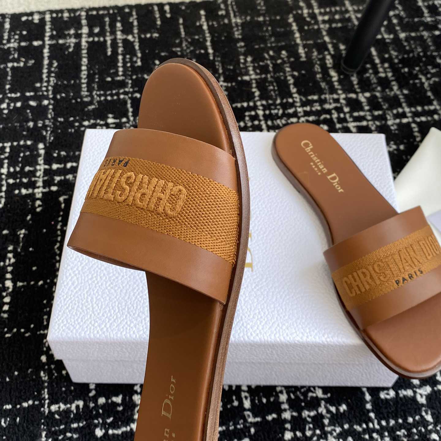 Dior Dway Slide  - PerfectKickZ
