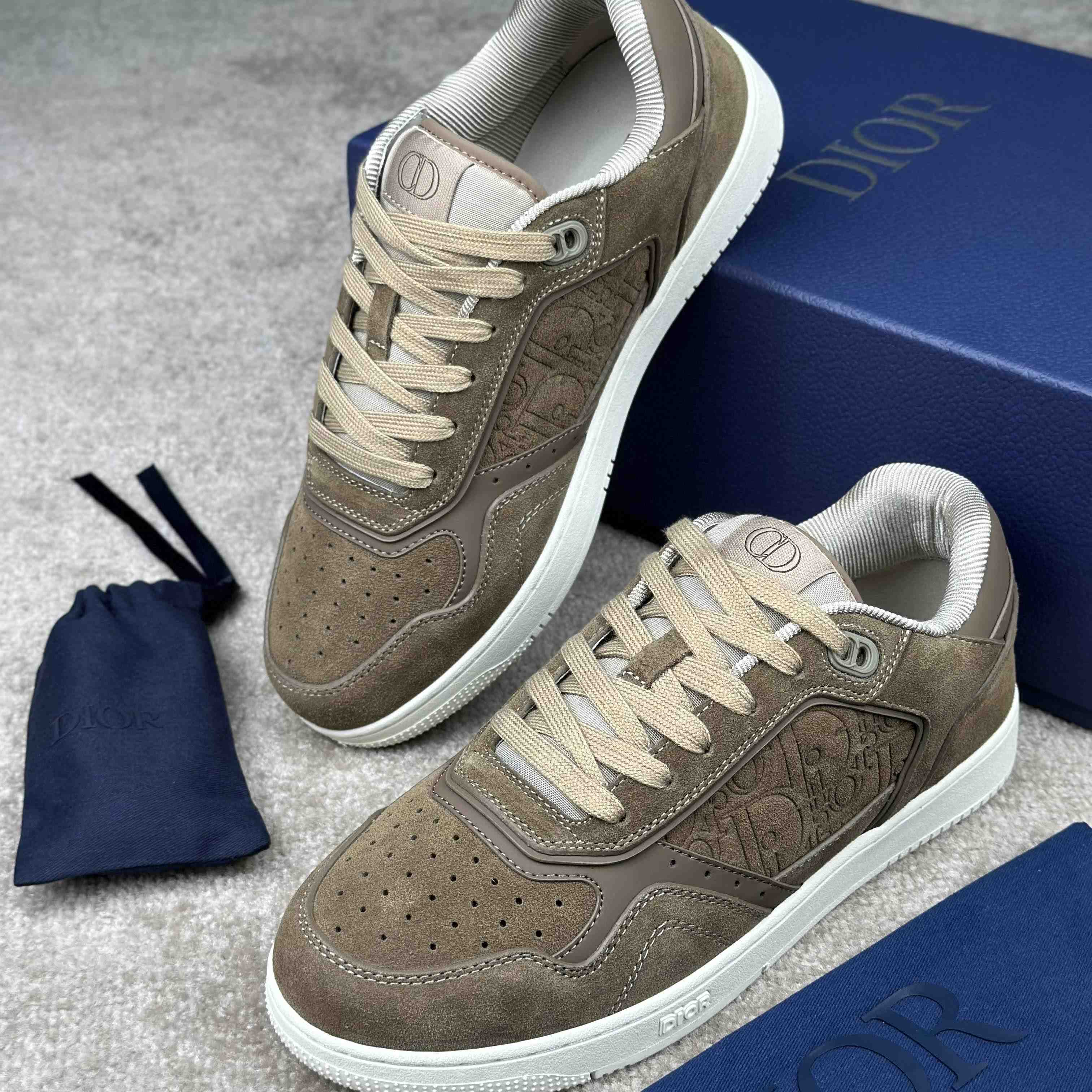 Dior B27 Low-Top Sneaker  - PerfectKickZ