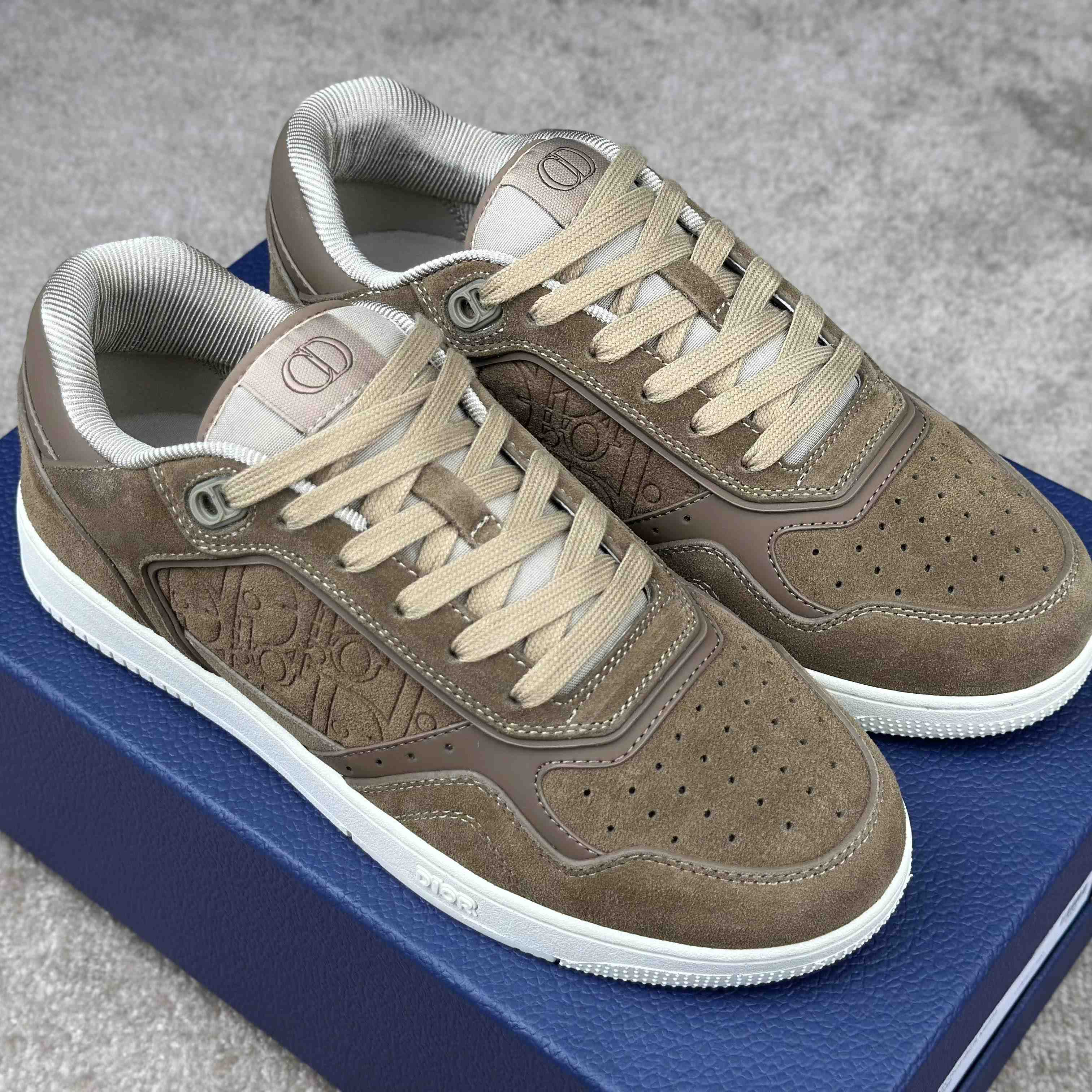 Dior B27 Low-Top Sneaker  - PerfectKickZ