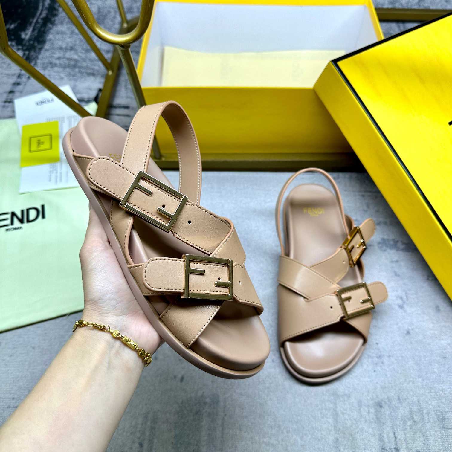 Fendi Feel Beige Leather Slides - PerfectKickZ