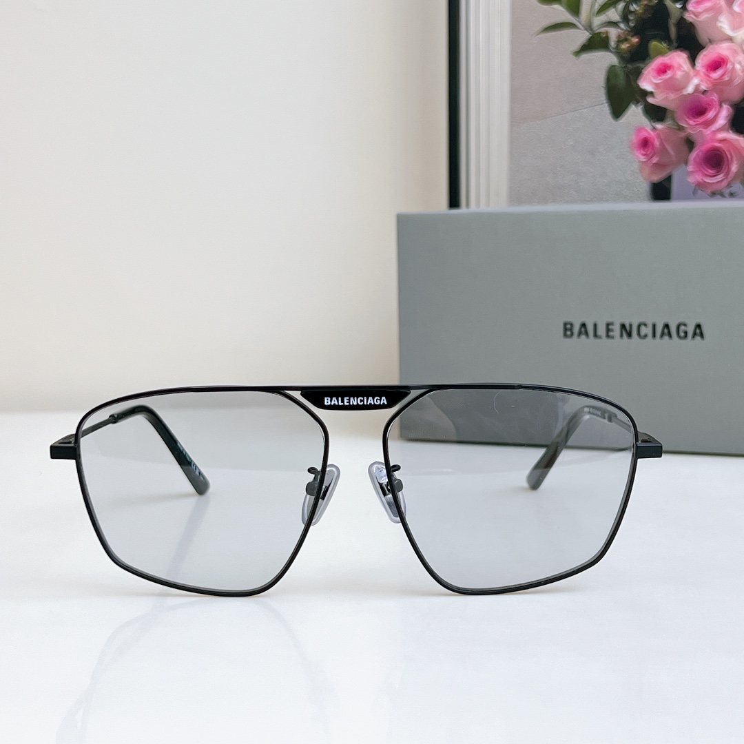 Balenciaga Tag 2.0 Navigator Sunglasses   BB0246SA - PerfectKickZ