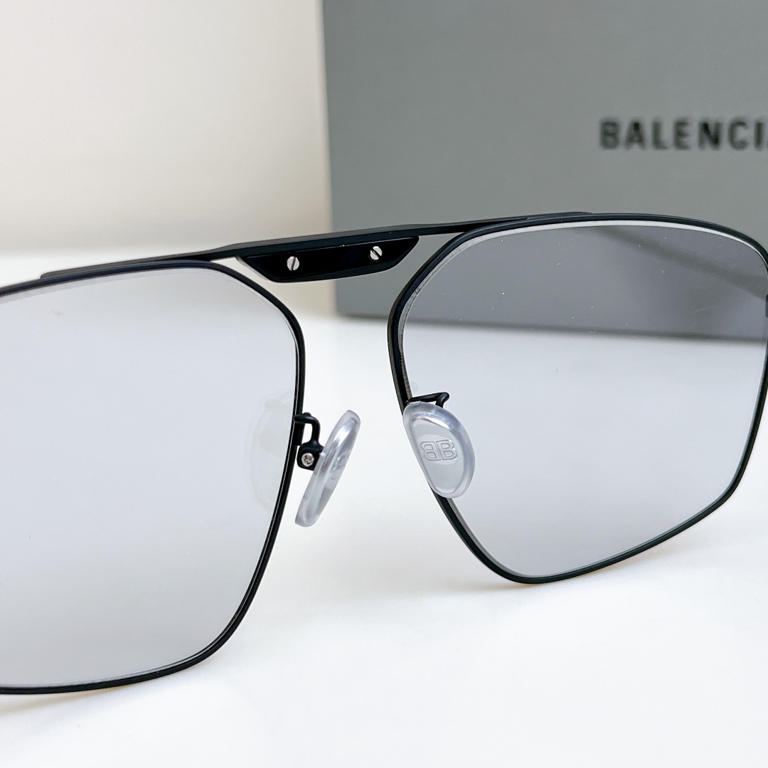 Balenciaga Tag 2.0 Navigator Sunglasses   BB0246SA - PerfectKickZ