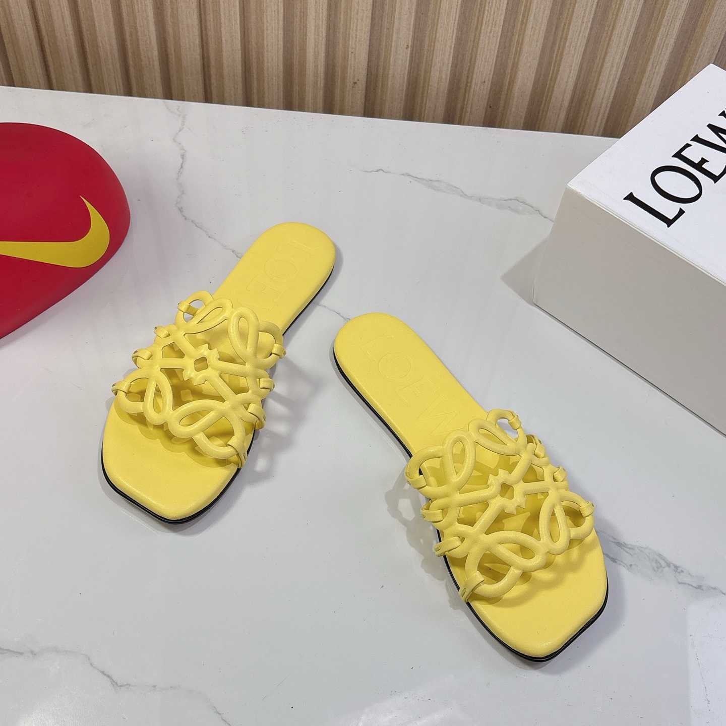Loewe Petal Anagram Slide In Soft Calfskin - PerfectKickZ
