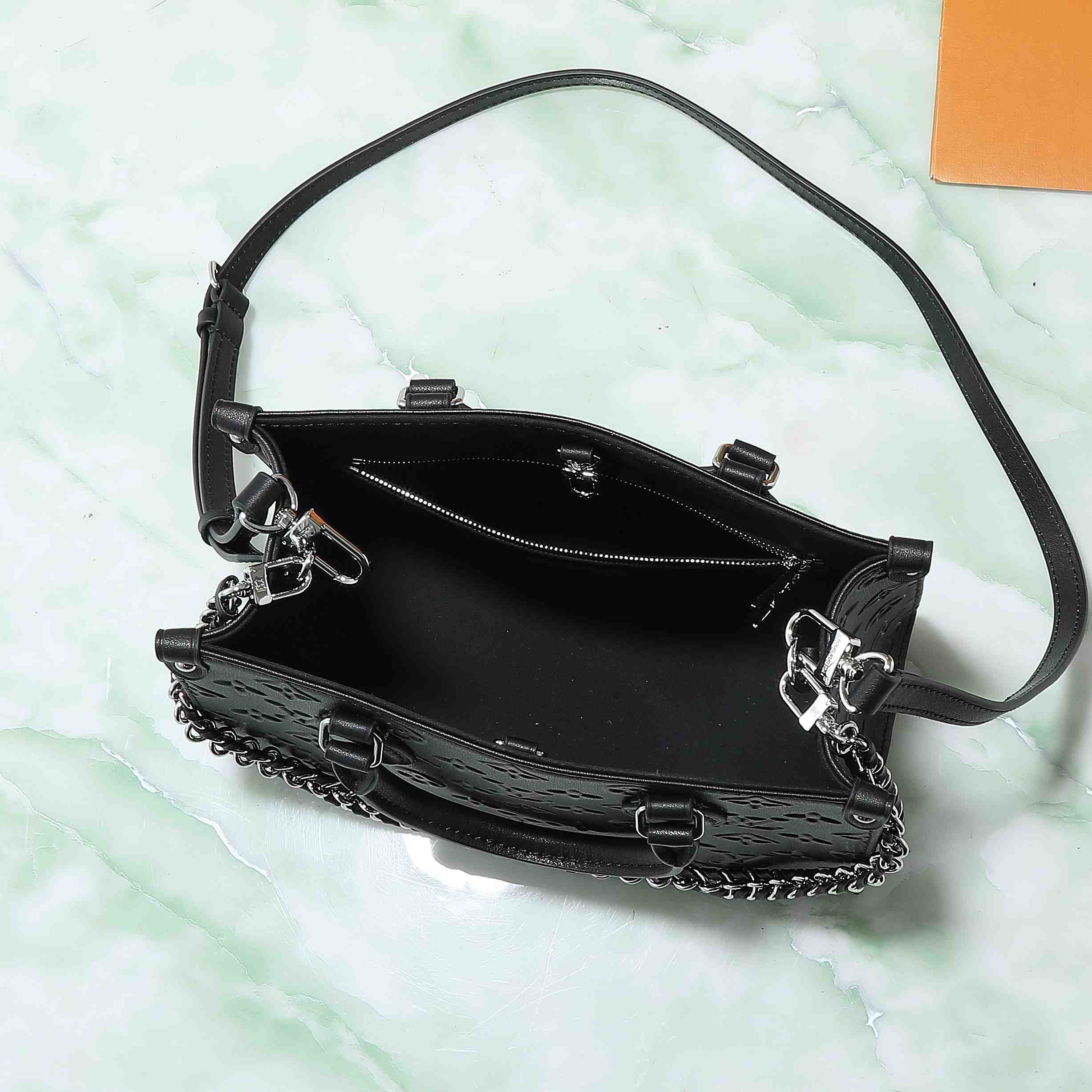Louis Vuitton OnTheGo PM   M14576 - PerfectKickZ