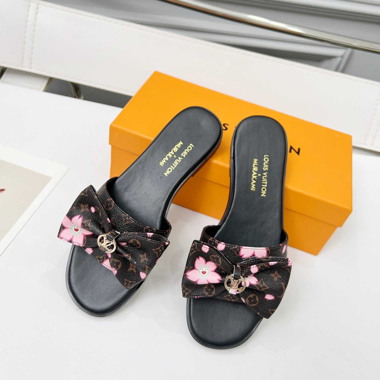 Louis Vuitton LV x TM Lily Flat Mule   1AGVYB - PerfectKickZ